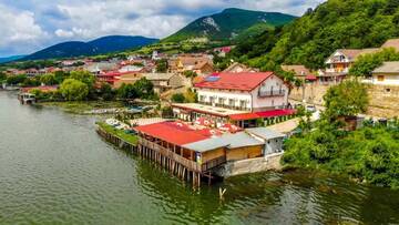 Фото Гостевой дом Pensiunea Danubio г. Moldova Nouă 1